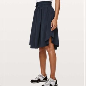 Lululemon Everyday Skirt in Navy, size 6